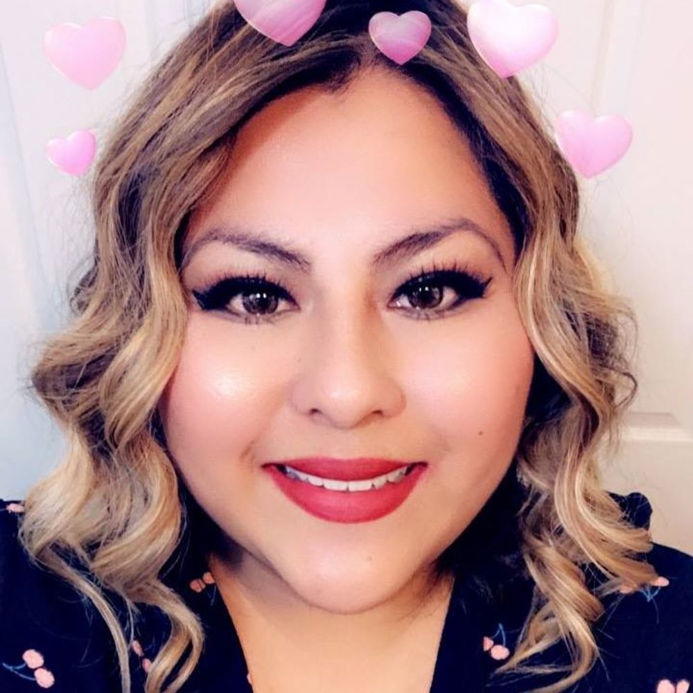 Meet your Posher, Yuli